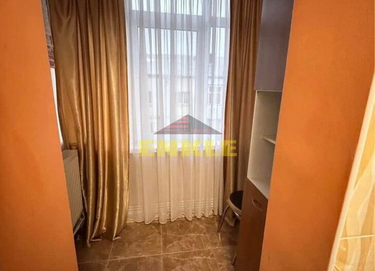 De vânzare apartament cu 2 camere decomandat, zona Grivița. - Poză 5