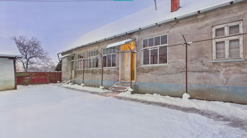 Casă  cu 2 corpuri total 4 camere în Nădab - Poză 6