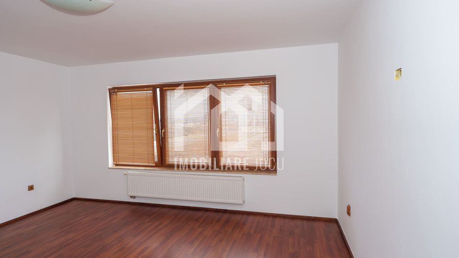 Clădire modernă cu spațiu multifuncțional de închiriat în Jucu de Mijl - Poză 14