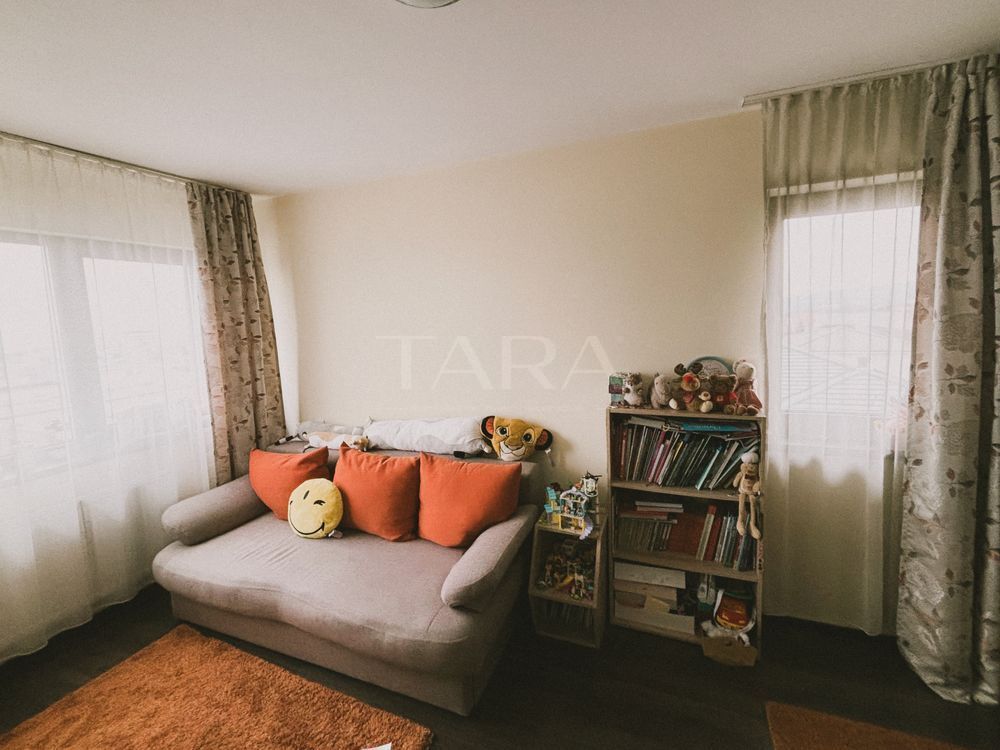 Apartament modern 3 camere în Europa - Poză 6