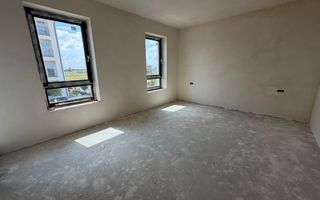 Finisat la cheie. Loc de parcare. Suprafata generoasa - Poză 5