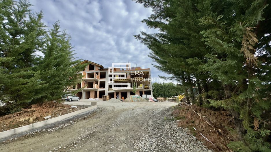 Apartament 2 camere + gradina 50 mp, la cheie , Cristian - Poză 4