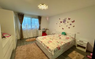 Casă Spațioasă de Vânzare în Ghimbav | Două Apartamente | Teren 579 mp - Poză 11