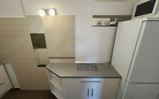 Apartament 3 camere de inchiriat NOU - zona Cetate - Poză 10