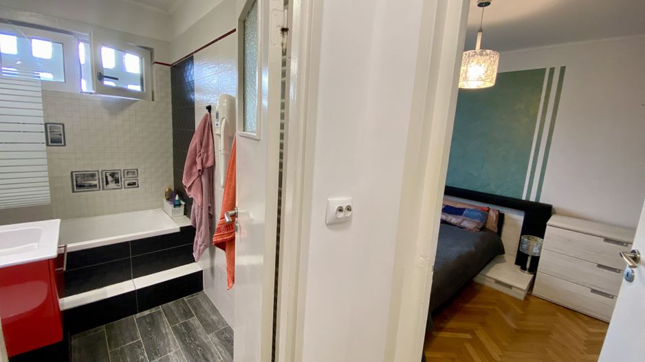Apartament cu 2 camere in Astra, Bd Saturn - Poză 7