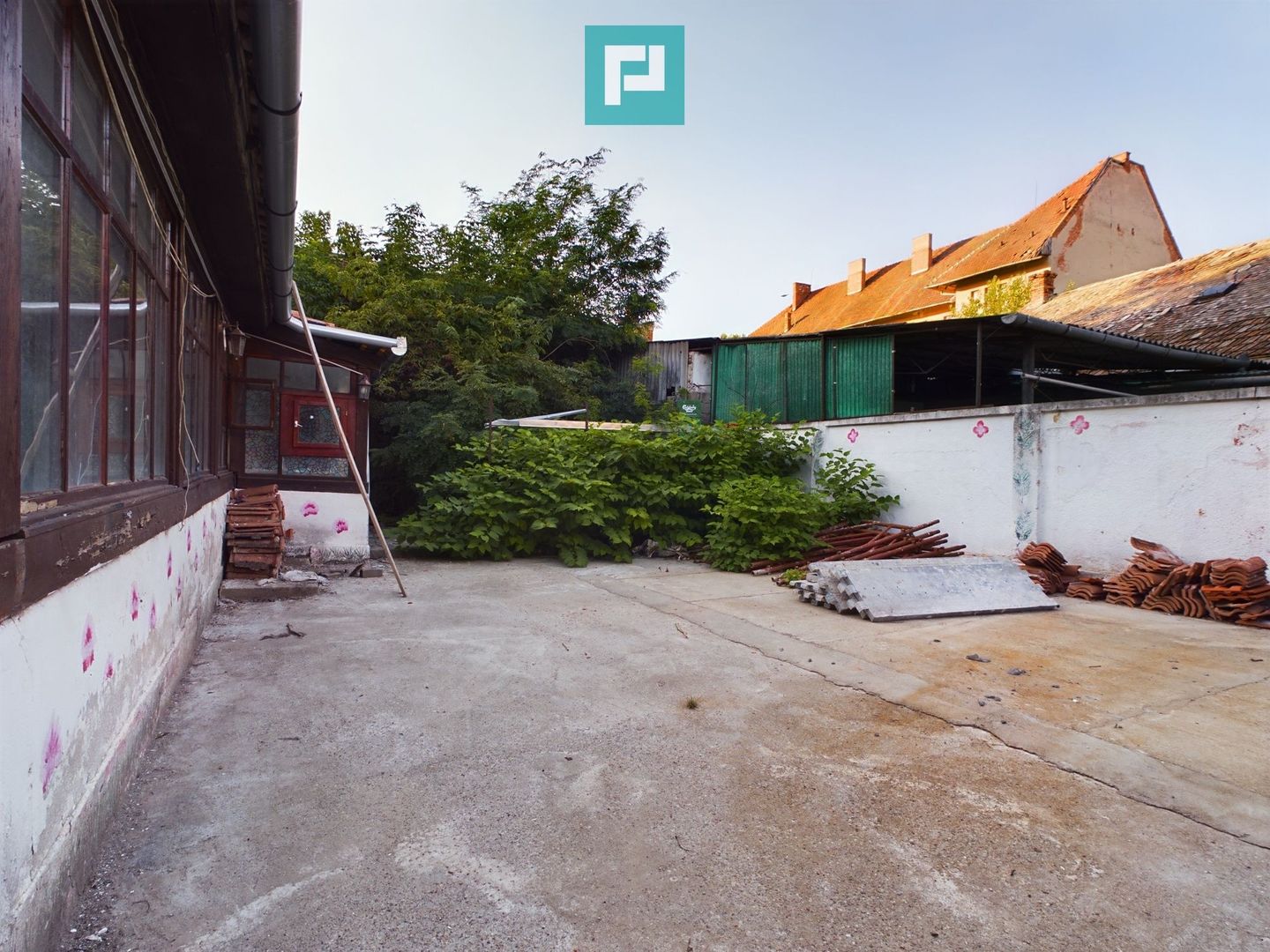 Apartament cu 3 camere în zonă Centrală, Lipova - Poză 17