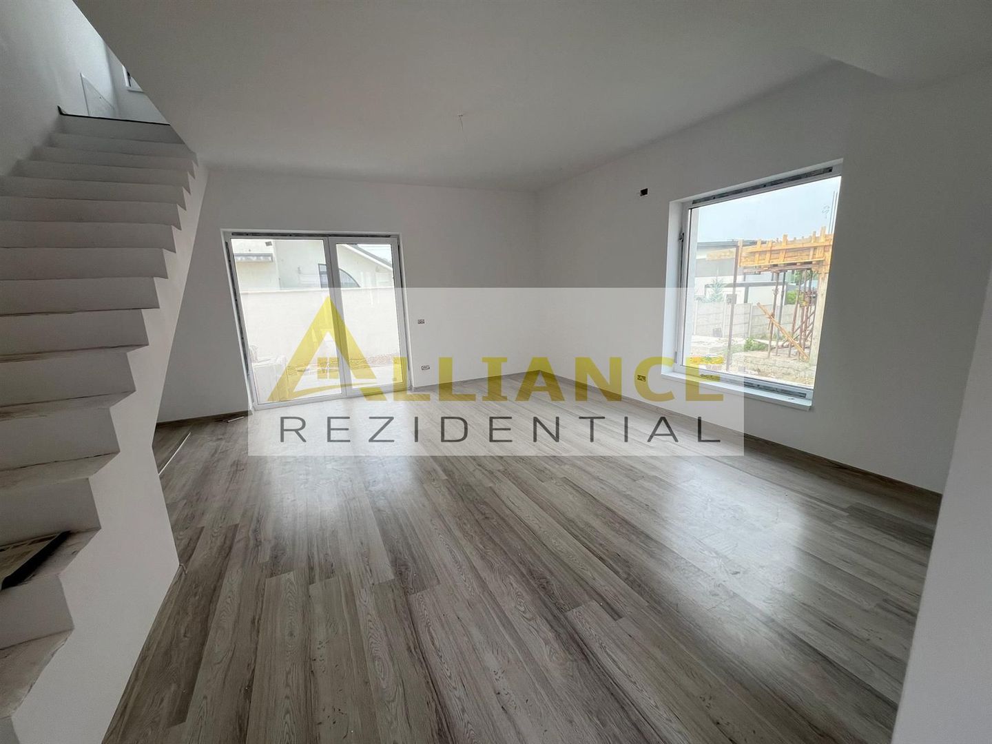 Vila individuala -4 camere  - teren 308mp - Str. Padurea Craiului - Poză 5