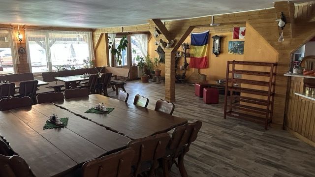 Pensiune cu 6 Camere - Poză 16