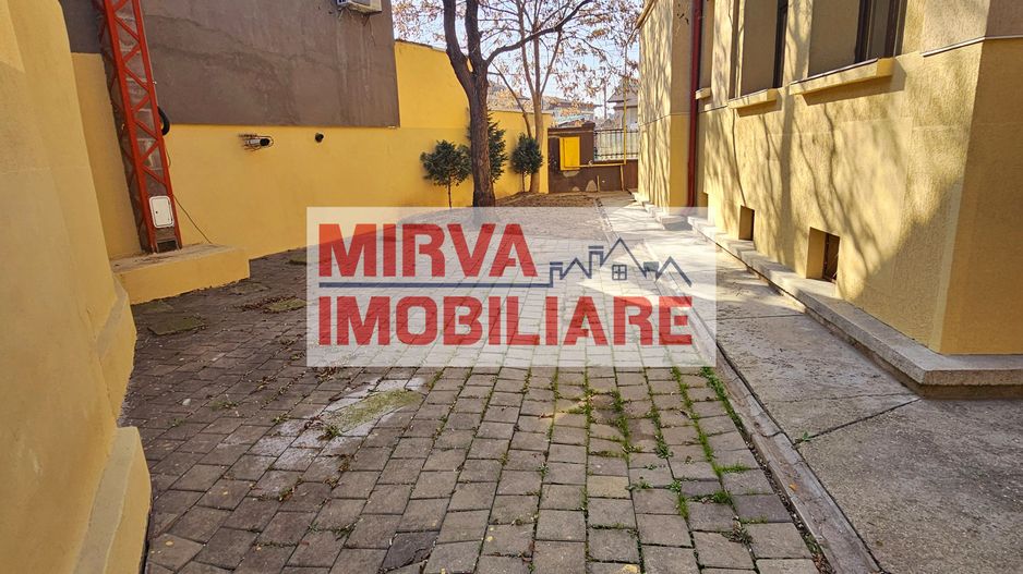 2 Vile Interbelice | Zonă Centrală | Renovate Integral 2024 - Poză 7