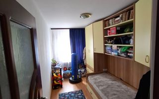 Apartament 4 camere/Longinescu/85mp/et 3/3-70.000  euro - Poză 3