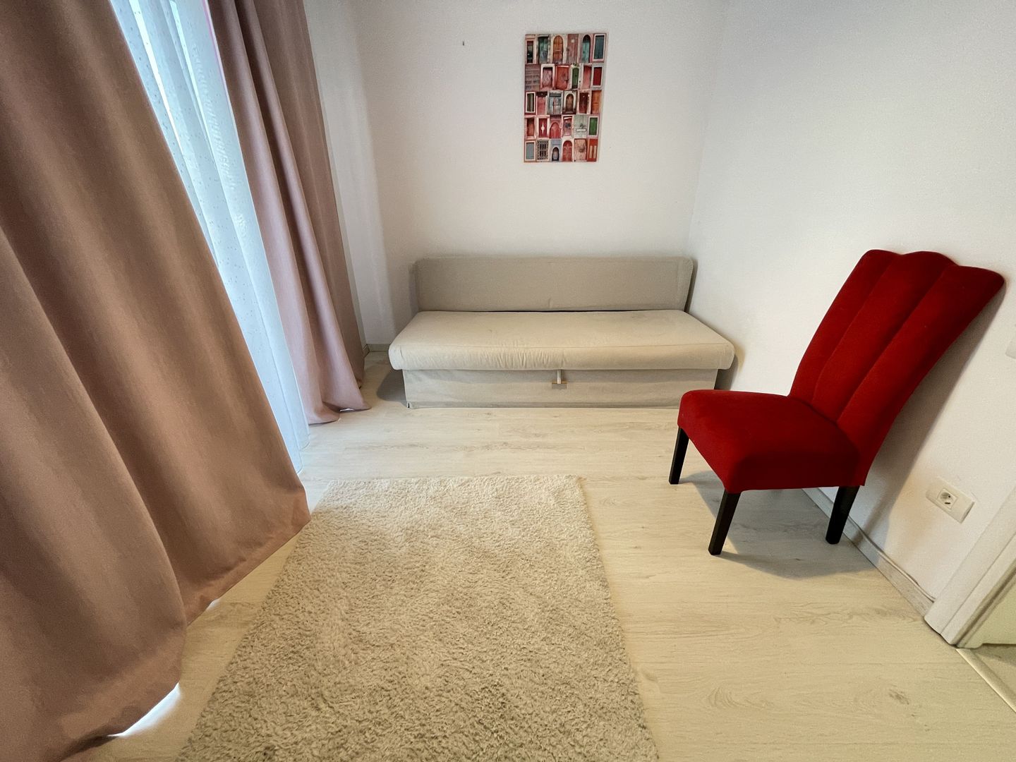 Apartament cu trei camere in Dumbravita - Poză 9