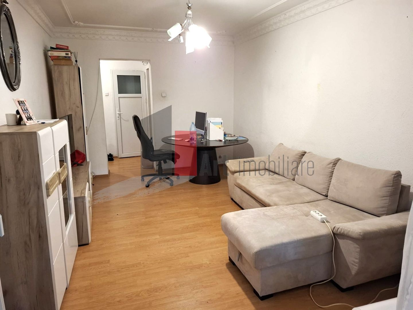 Apartament 3 camere decomandat, bloc H, Str.Rotundă, parter - Poză 1