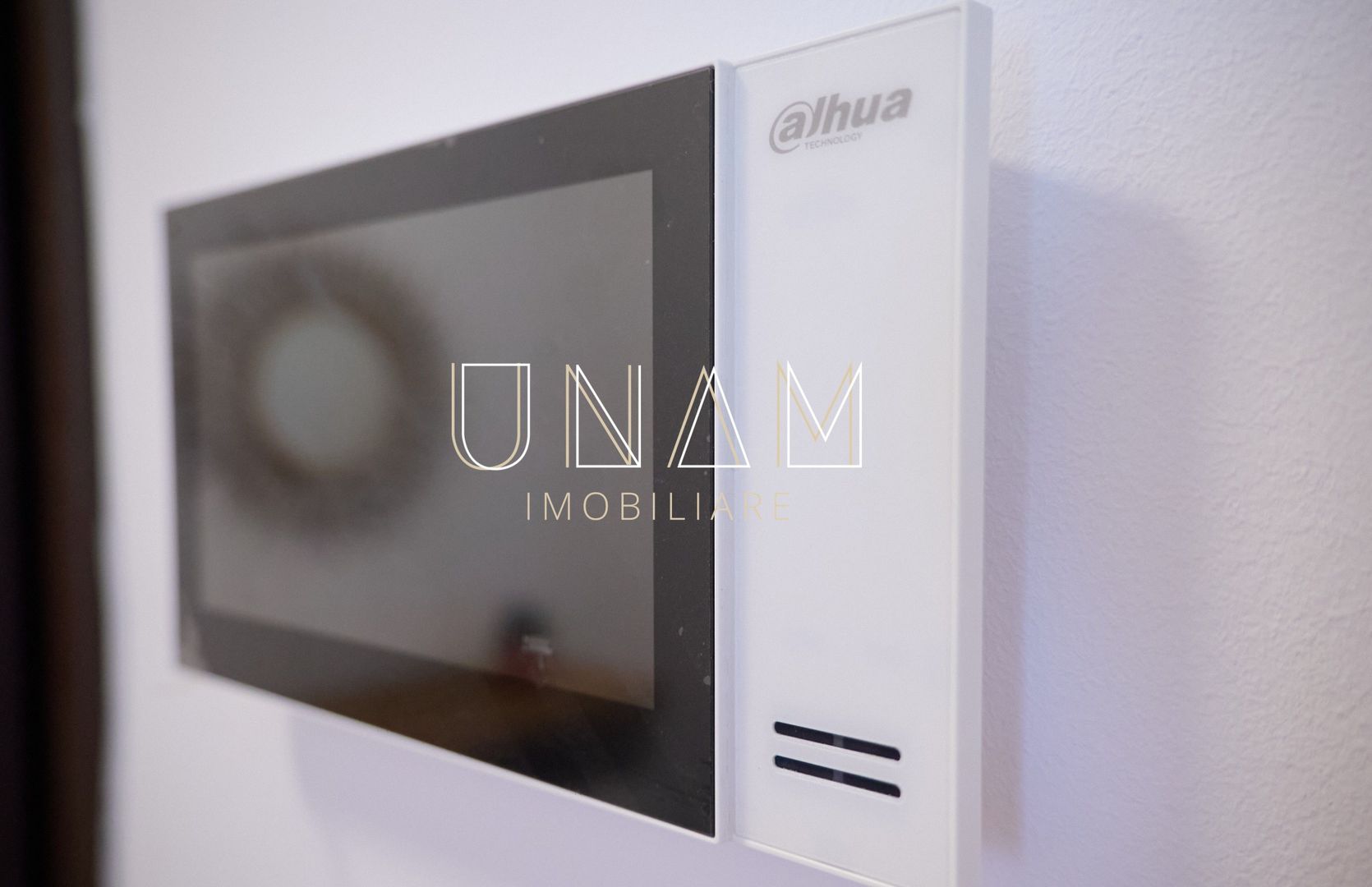 Apartament 2 camere de inchiriat | City Center Resita | 70 mp utili | etaj 5 | balcon generos | - Poză 12