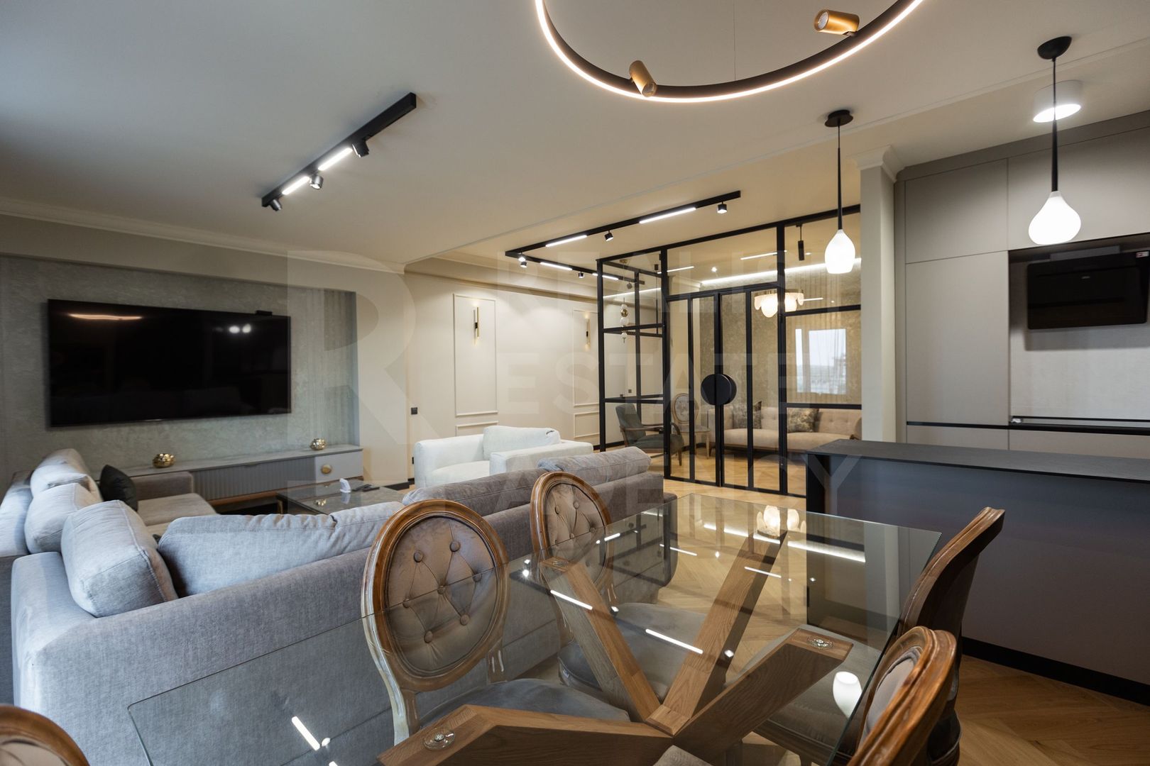 Chirie, apartament, 3 camere, strada Tricolorului, Centru - Poză 21