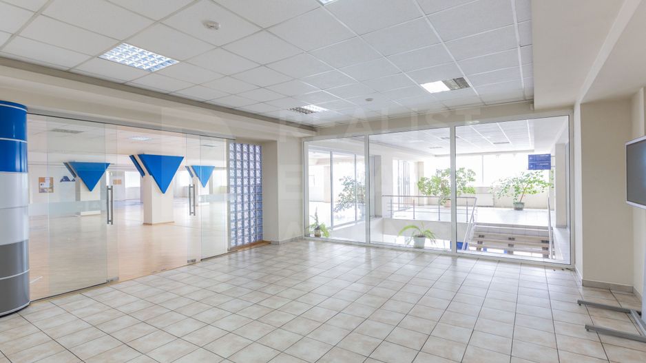 Chirie, oficiu, 645 mp, strada Calea Ieșilor, Buiucani - Poză 19