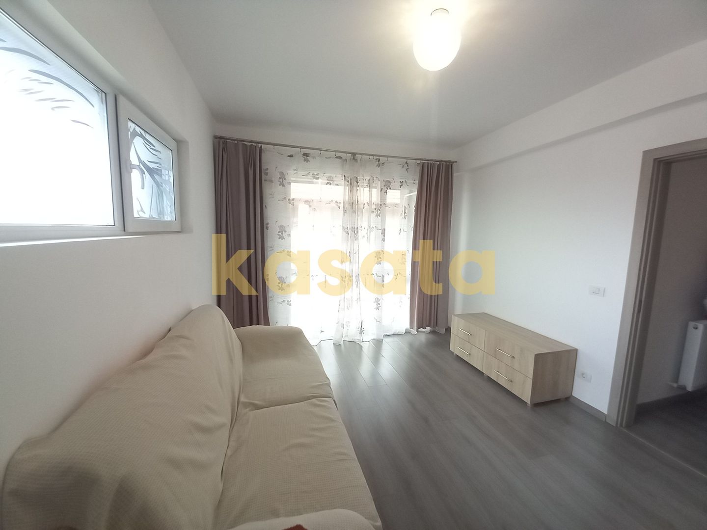 Vilă Modernă 4 Camere | Curte Privată | Zonă Excelentă & Facilități - Poză 20