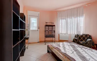 Zona C Calarrasilor ,apartament în imobil interbelic - Poză 13