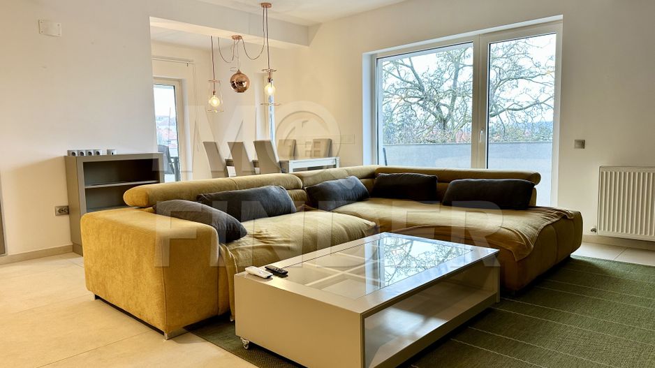 Vanzare Penthouse in zona Pasapoarte, Andrei Muresanu - Poză 1