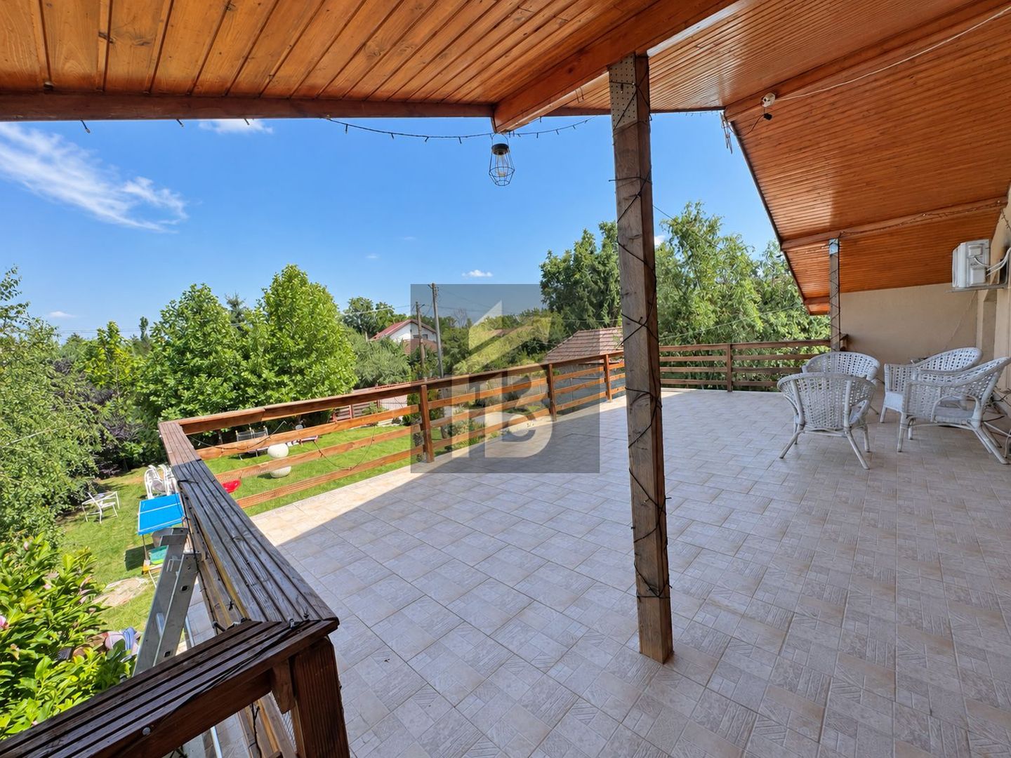 7 camere | Teren 1.438 mp | Anexă locuibilă | Potențial investițional - Poză 14