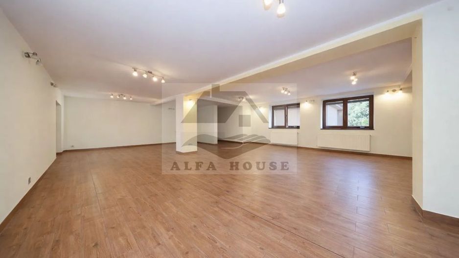 Casă plus Spațiu Comercial 741 mp, Teren 906 mp Brasov - zona Blumana - Poză 2