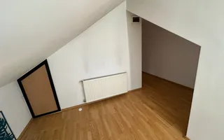 Casa Parter + Mansarda în Braytim - Poză 35