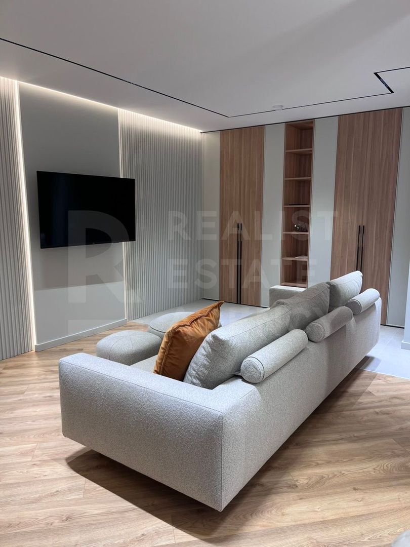 Chirie, apartament, 3 camere, str. Renaşterii Naţionale, Rîșcani - Poză 1