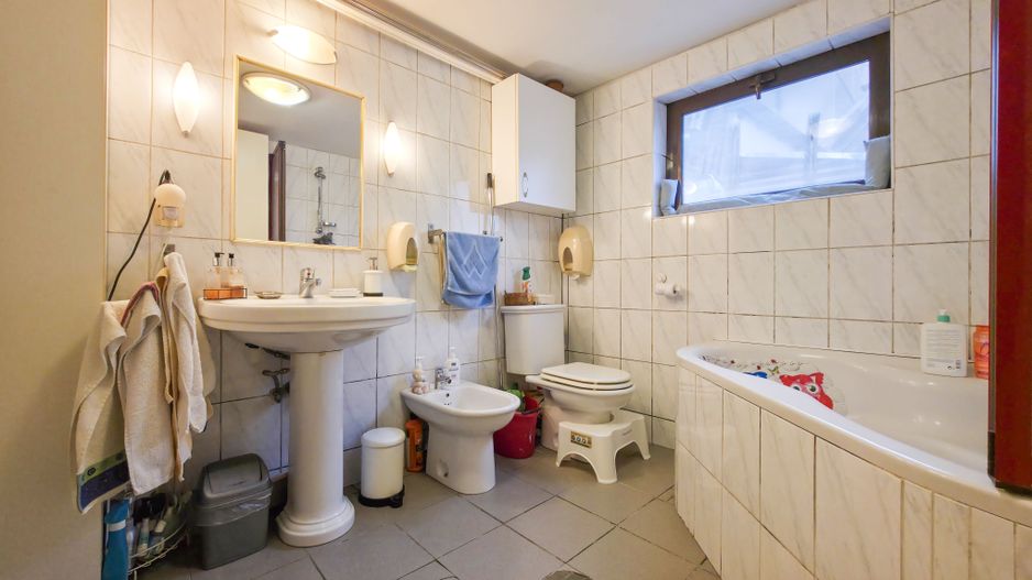 Casă cu teren de vânzare – Str. Propășirii, zona Șos. Chitila - Poză 12