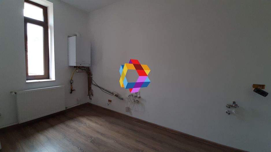 Spatiu de birouri deosebit - 160 mp - Poză 5