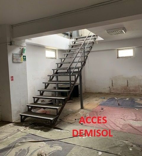 Spațiu industrial - Hala de vanzare, Calea Republicii ! - Poză 7