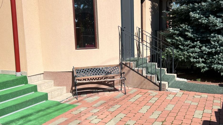 Casa de Vanzare - Poză 9