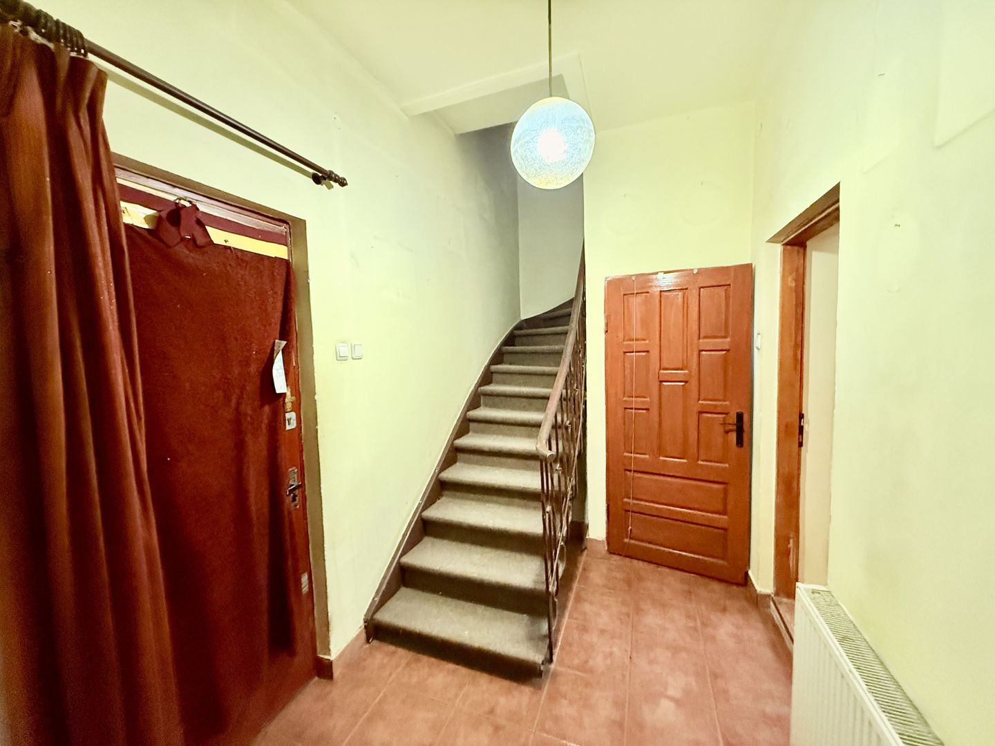 Vila 200 mp desfasurati cartier de case Belvedere Regie - Poză 24