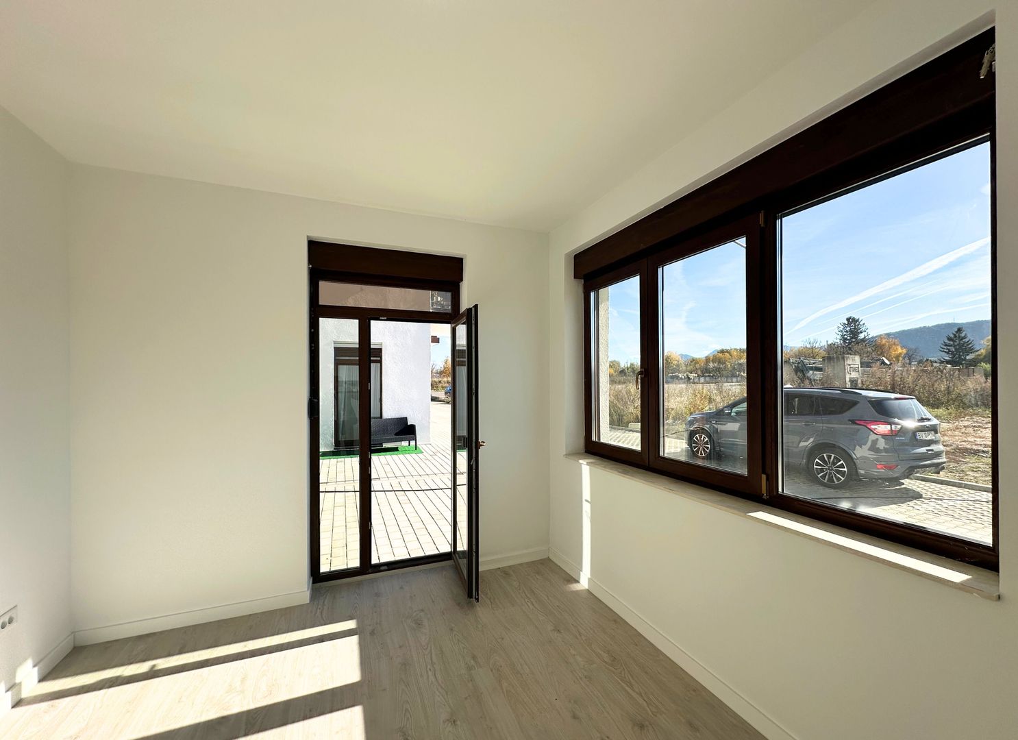 Apartament 2 camere 60 mp cu geam la baie lângă Paradisul Acvatic - Poză 8