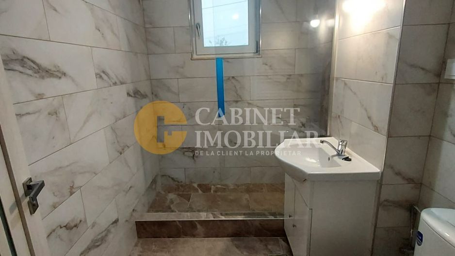 BUCIUM - 1 CAMERA DECOMANDAT - LOC DE PARACRE INCLUS - INTABULAT - Poză 5