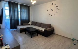 Apartament 3 camere de vanzare - Poză 1