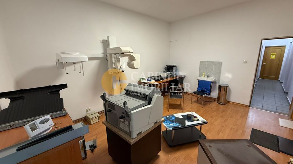 4 CAMERE DECOMANDAT--ETAJ 1--BLOC TIP VILA--PIATA UNIRII - Poză 2
