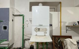 Casă spațioasă de vânzare - Braneşti - Poză 34