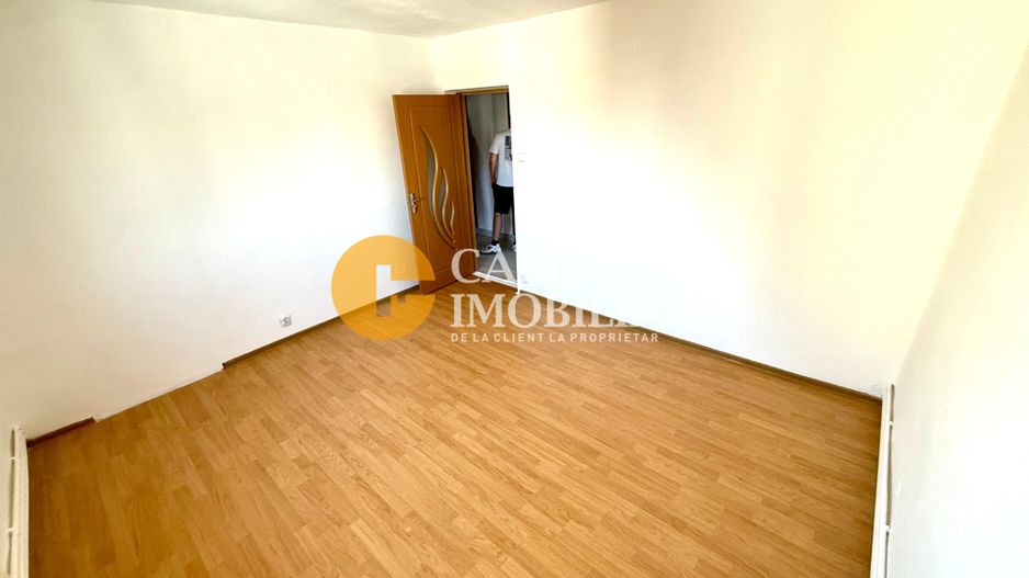 2 CAMERE DECOMANDAT, Liber - Alexandru Cel Bun - Poză 2