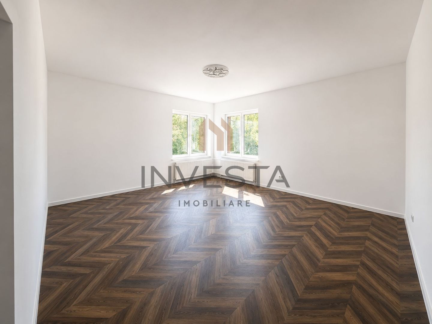 Casa individuala de 280 mp pentru birouri cu 7 parcari de inchiriat - Poză 3