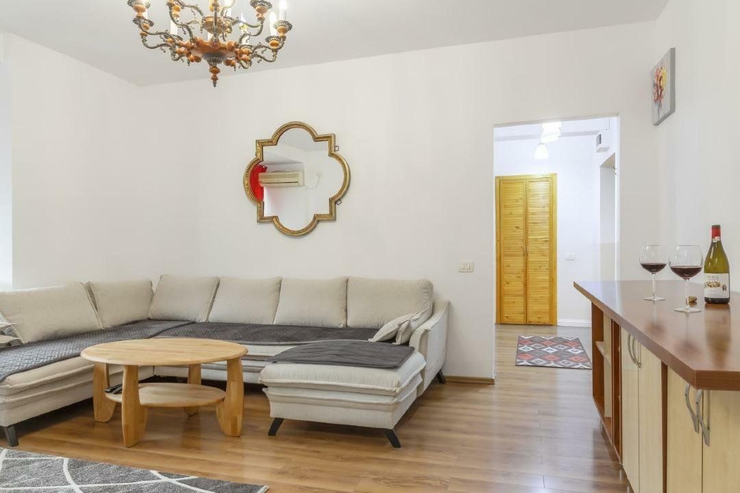 APARTAMENT LUX ROMANA - Poză 3