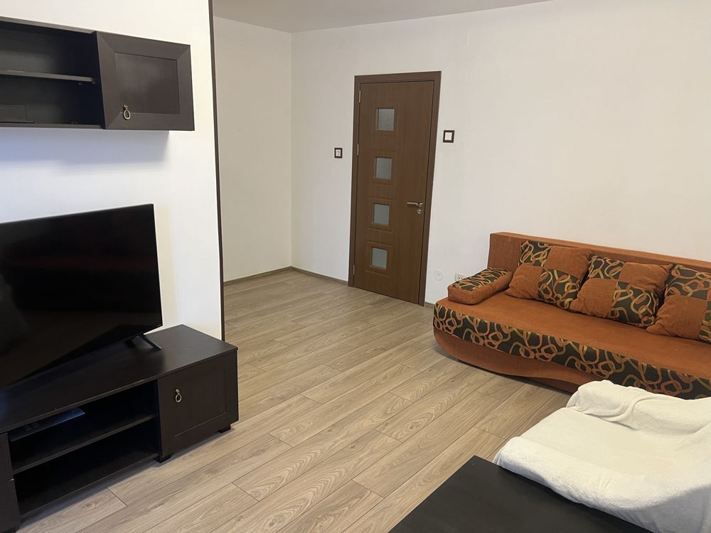 Garsonieră spațioasă decomandată, etaj 7/10, balcon închis, AC, Titan – Parc IOR - Poză 1