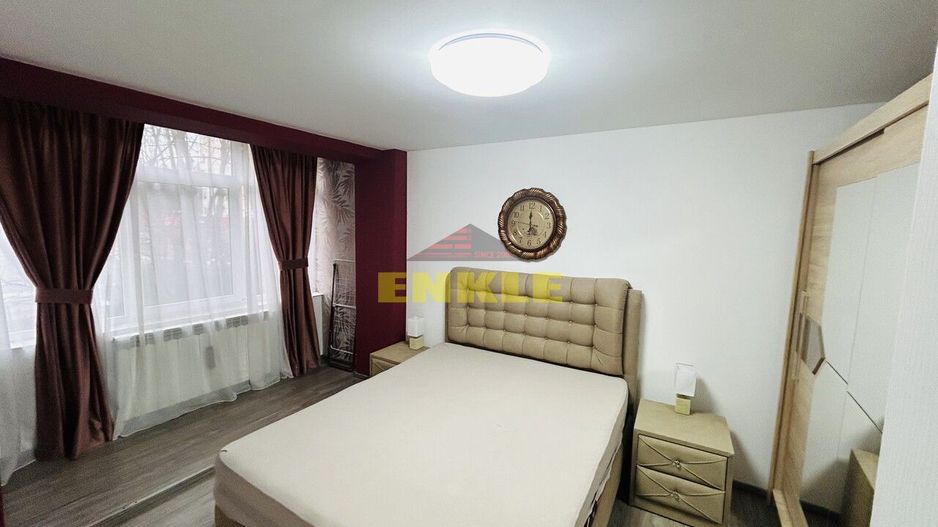 De inchiriat apartament 2 camere, zona Pietonalul Unirii. Pret 400€ - Poză 6