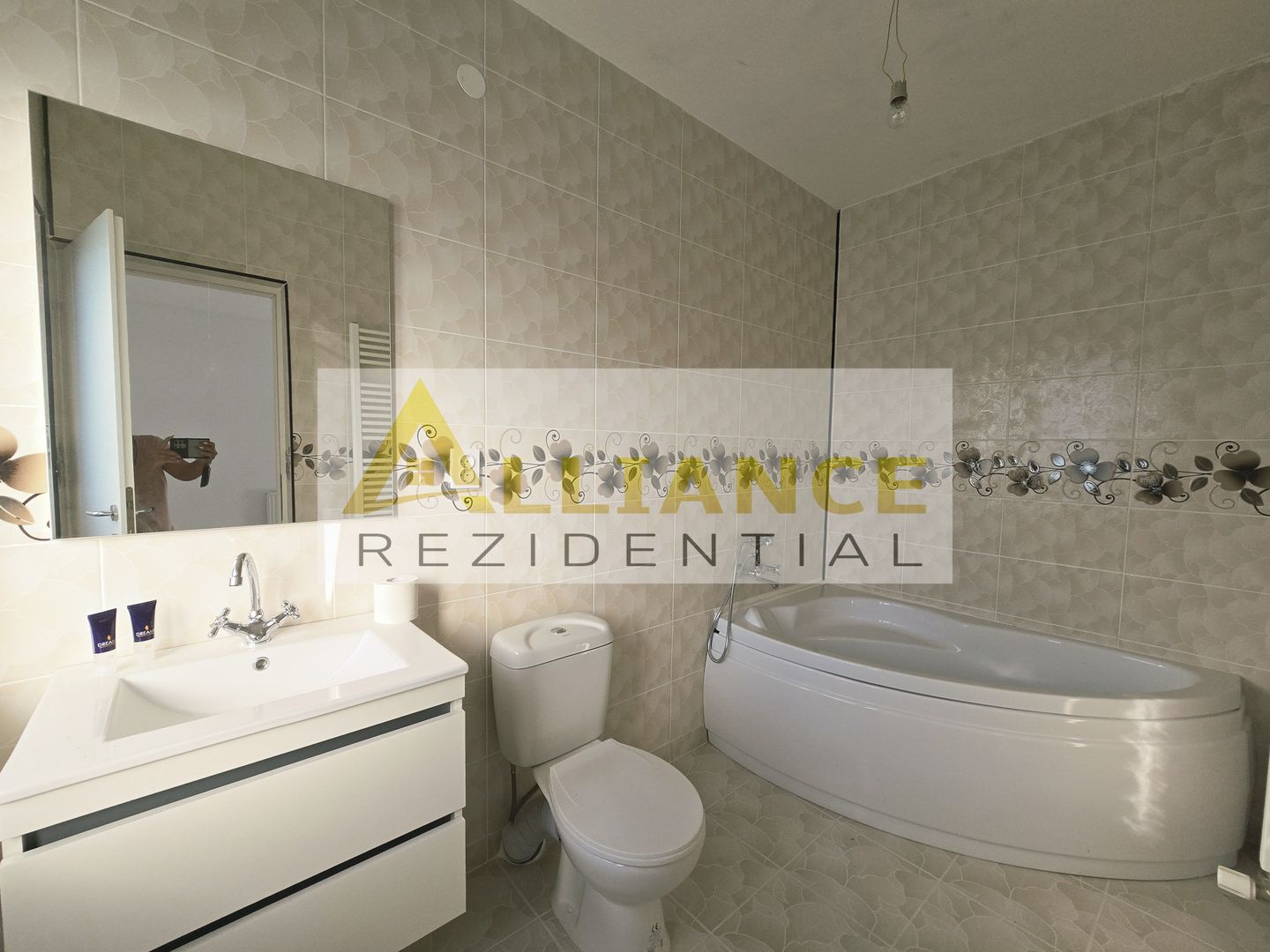 Vila individuala-P+1E+M-560mp teren-pomi fructiferi-beci - Poză 6