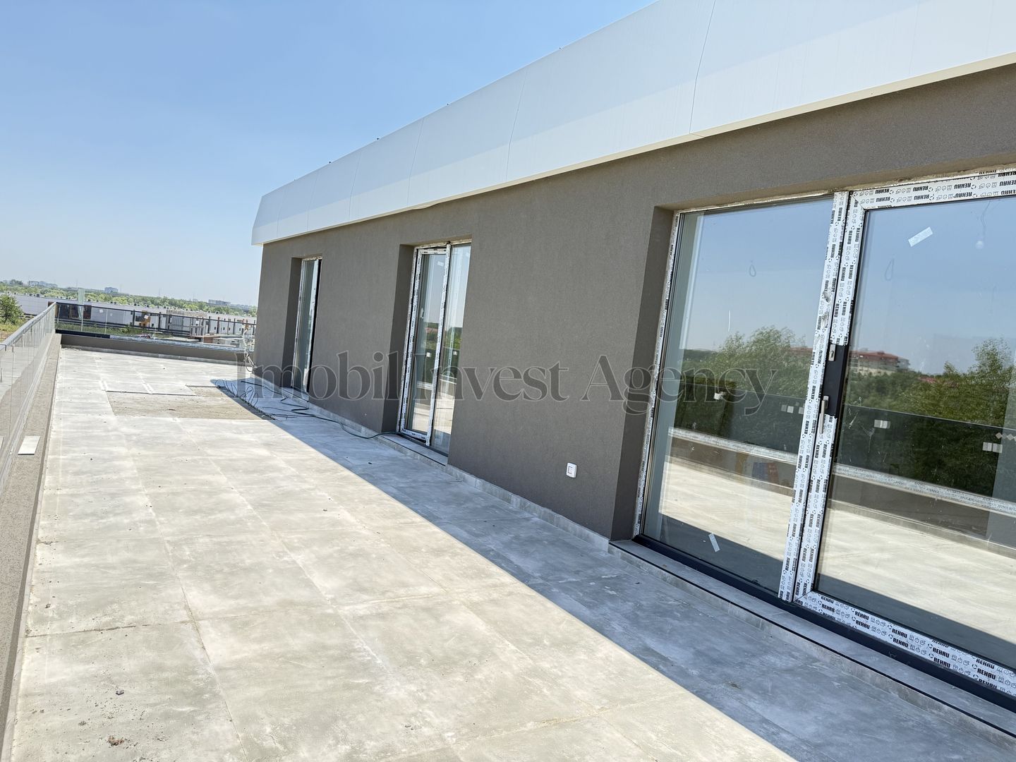 Apartament 3 camere de vanzare Pipera in bloc cu vedere la lac - Poză 20