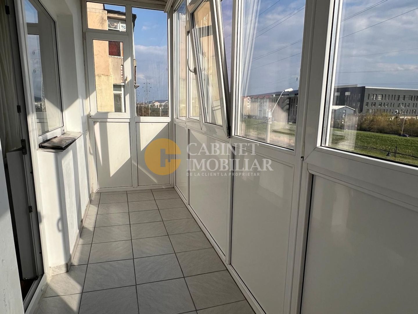 3 camere, decomandat, et. 3/4, Gradinari, 69mp, bloc '80! - Poză 8