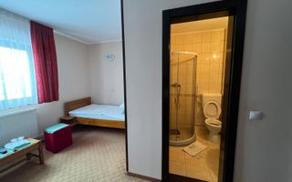 Pensiune + Casa | 626 MPU | Selimbar - Poză 25