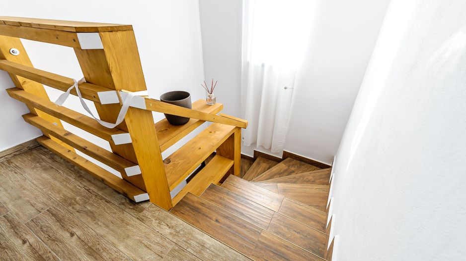 Casă cu mansardă, nouă, mobilată și utilată, în cartier Athena - Poză 9