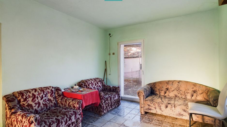 Casă cu teren generos în Sânnicolau Mic - Poză 1