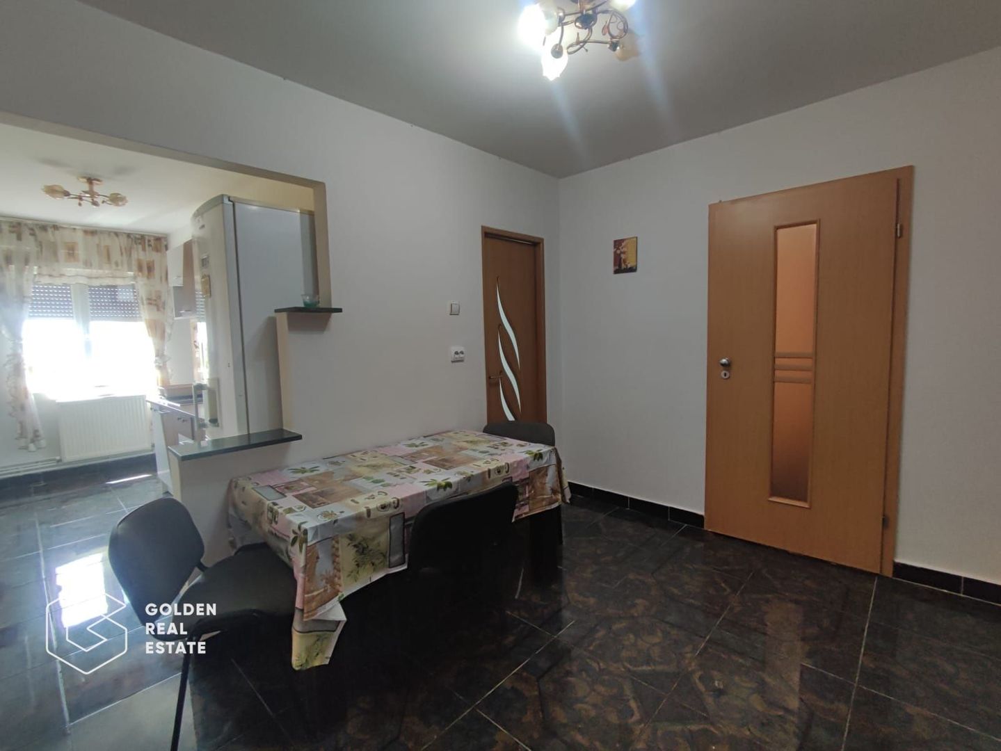 Apartament 3 camere, bine pozitionat in cartier, zona Vlaicu - Poză 5
