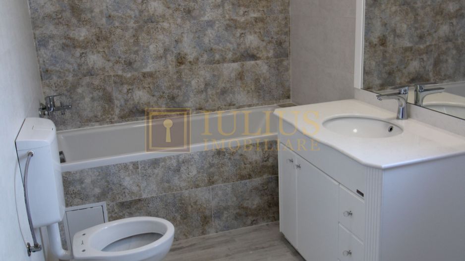 Braytim; 3 dormitoare, living saptios cu semineu. - Poză 16