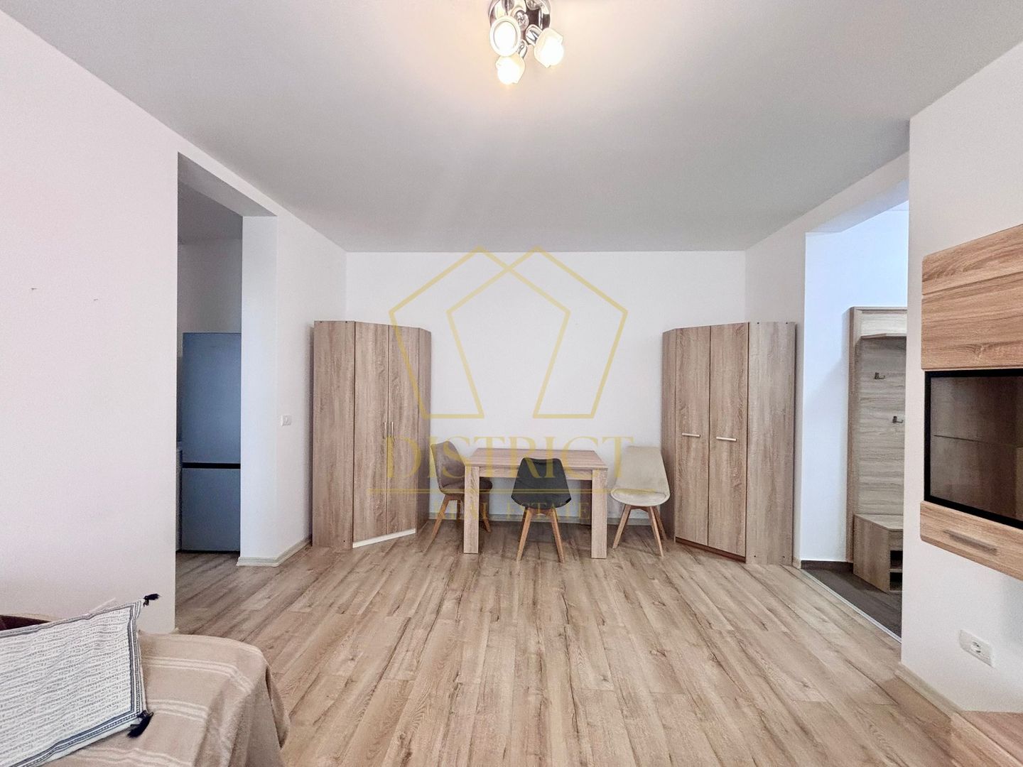 Apartament modern cu 2 camere | PET FRIENDLY - Poză 3